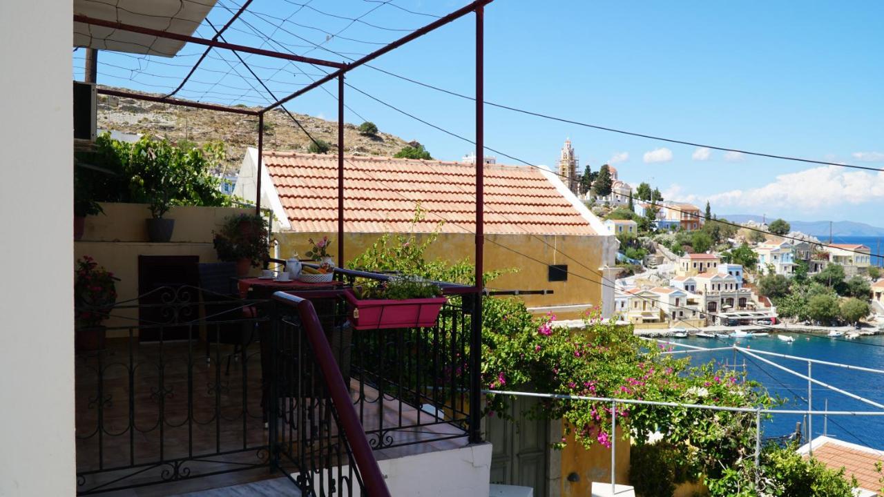 Villa Astradeni Đảo Sými Ngoại thất bức ảnh