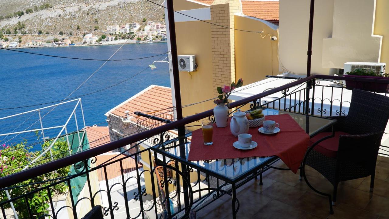 Villa Astradeni Đảo Sými Ngoại thất bức ảnh
