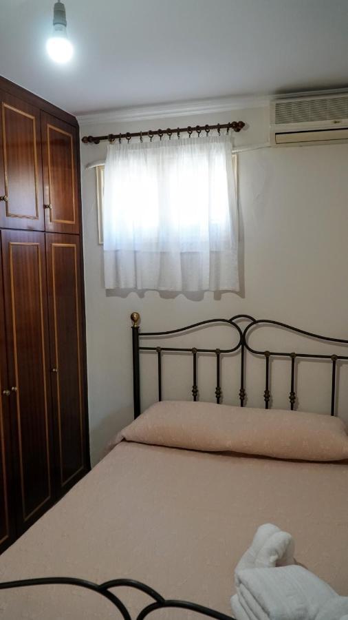 Villa Astradeni Đảo Sými Ngoại thất bức ảnh