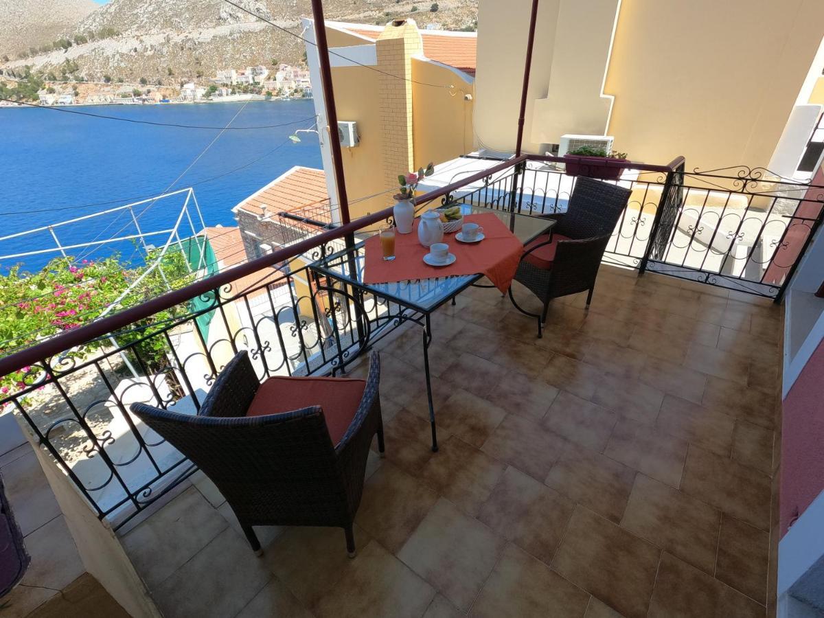 Villa Astradeni Đảo Sými Ngoại thất bức ảnh
