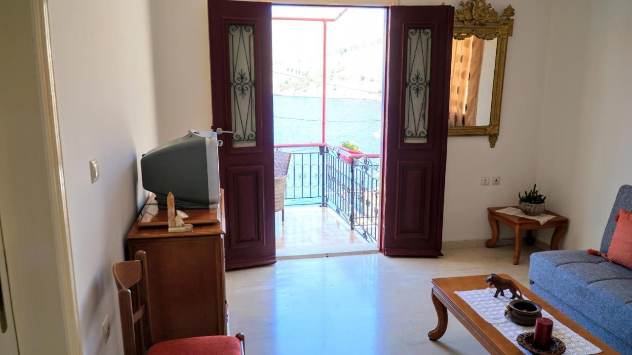 Villa Astradeni Đảo Sými Ngoại thất bức ảnh