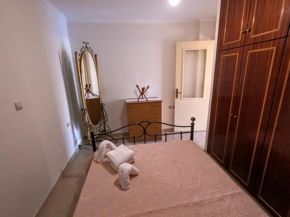 Villa Astradeni Đảo Sými Ngoại thất bức ảnh